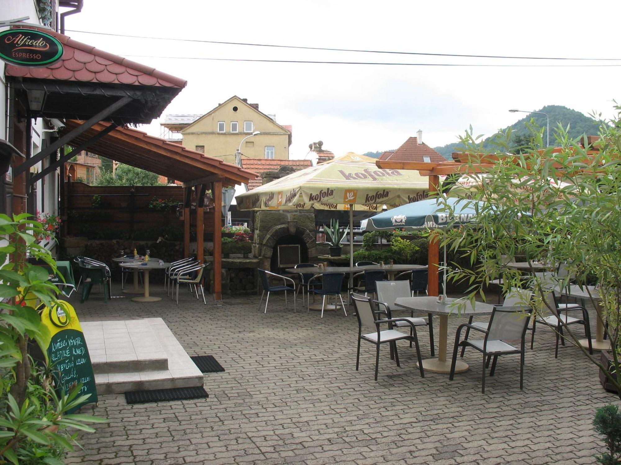 Hotel Kovarna Decin Zewnętrze zdjęcie