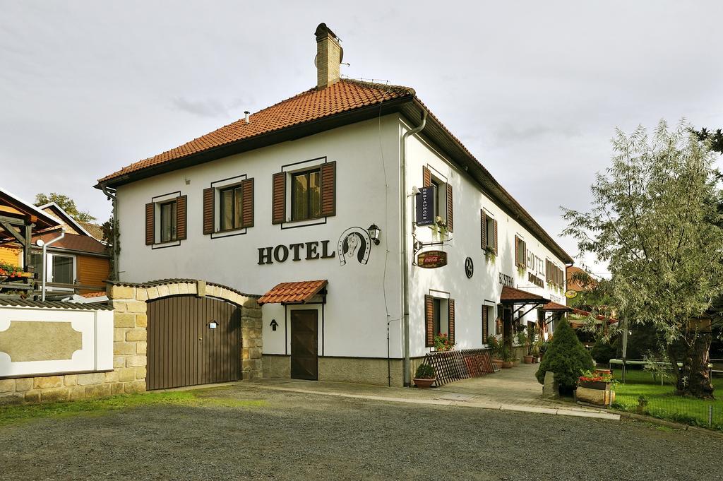 Hotel Kovarna Decin Zewnętrze zdjęcie
